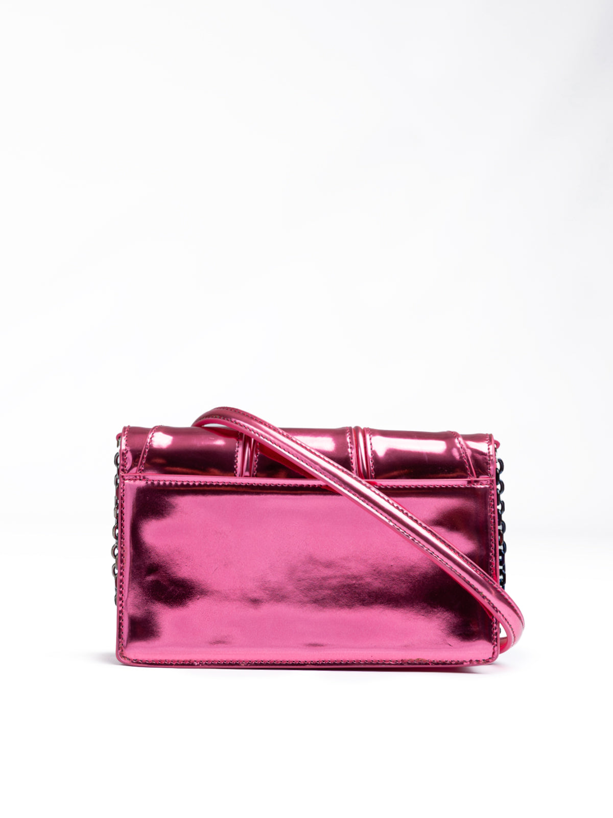 Metal Pink GT patent leather bag with chain
