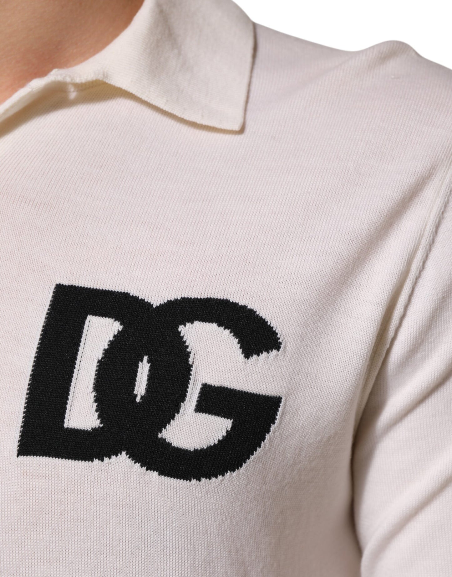 White Cotton Collared Short Sleeves T-shirt