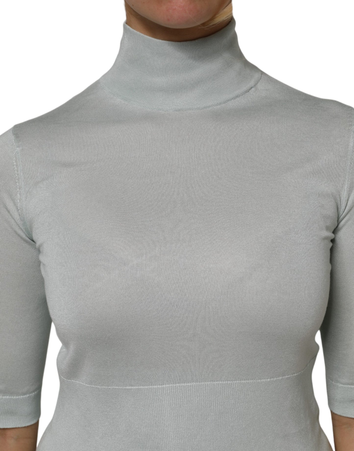 Gray Turtle Neck 3/4 Sleeves Pullover Top