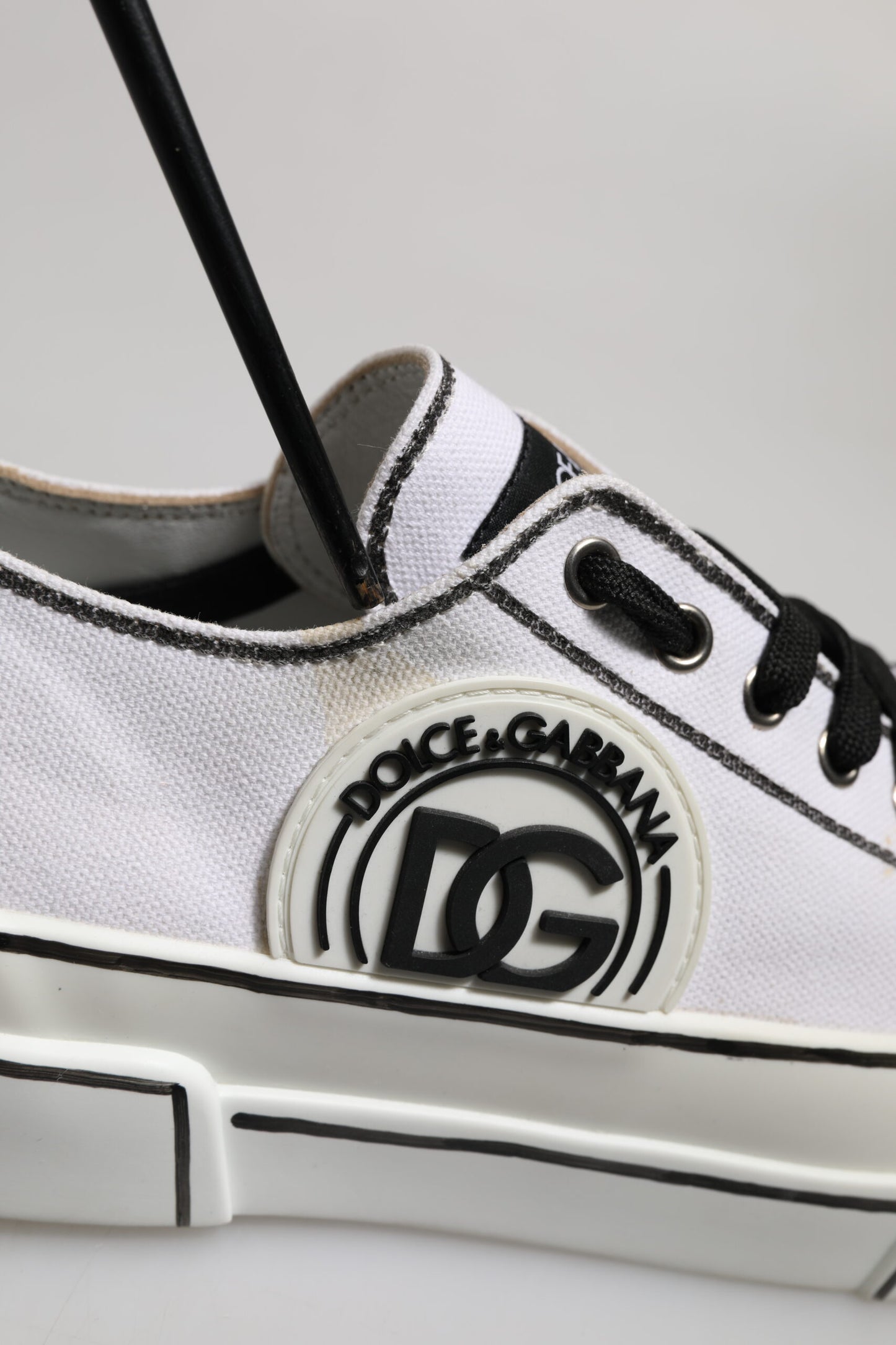 White Canvas Logo Low Top Men Sneakers Shoes
