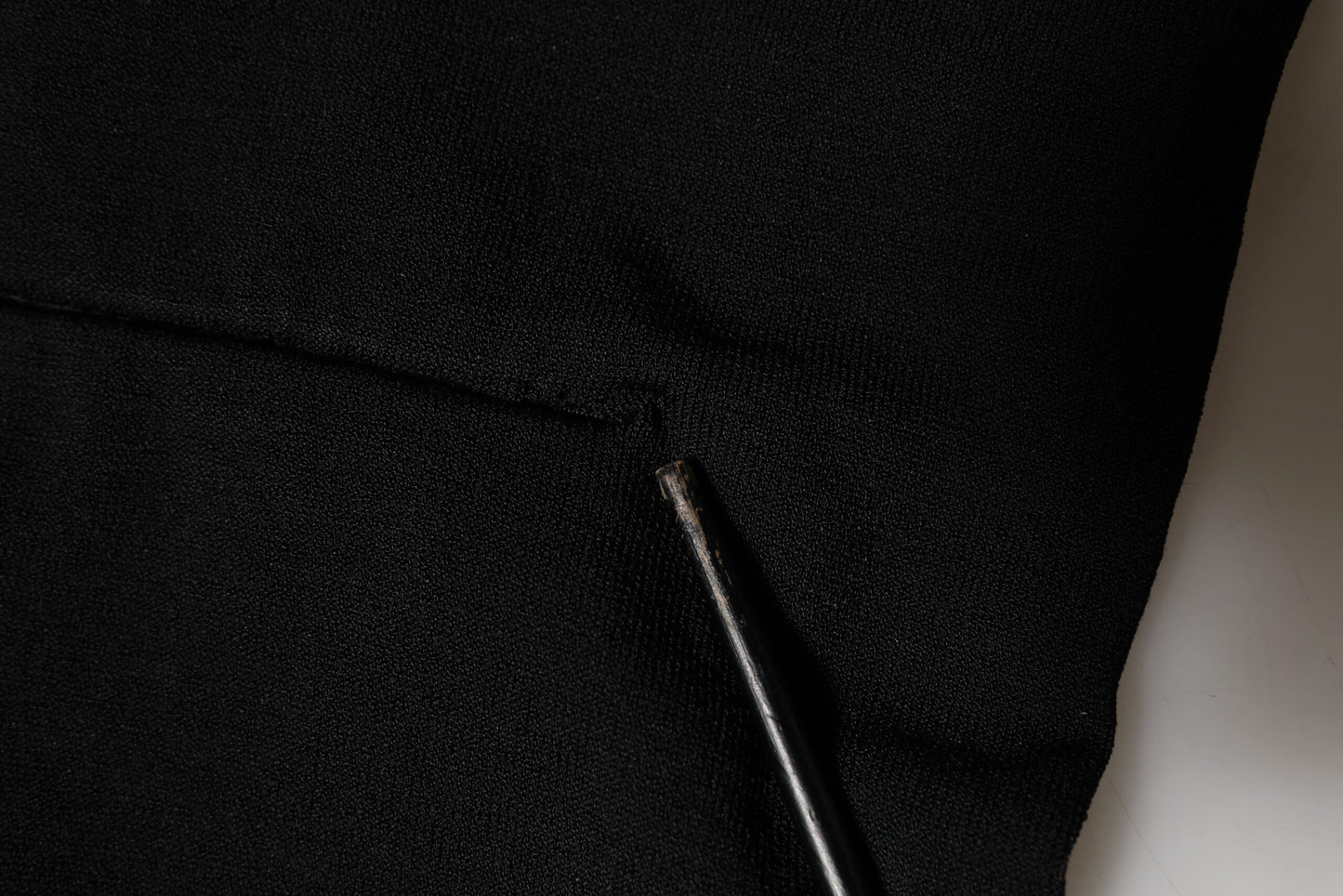 Black Viscose Turtle Neck Crop Pullover Top